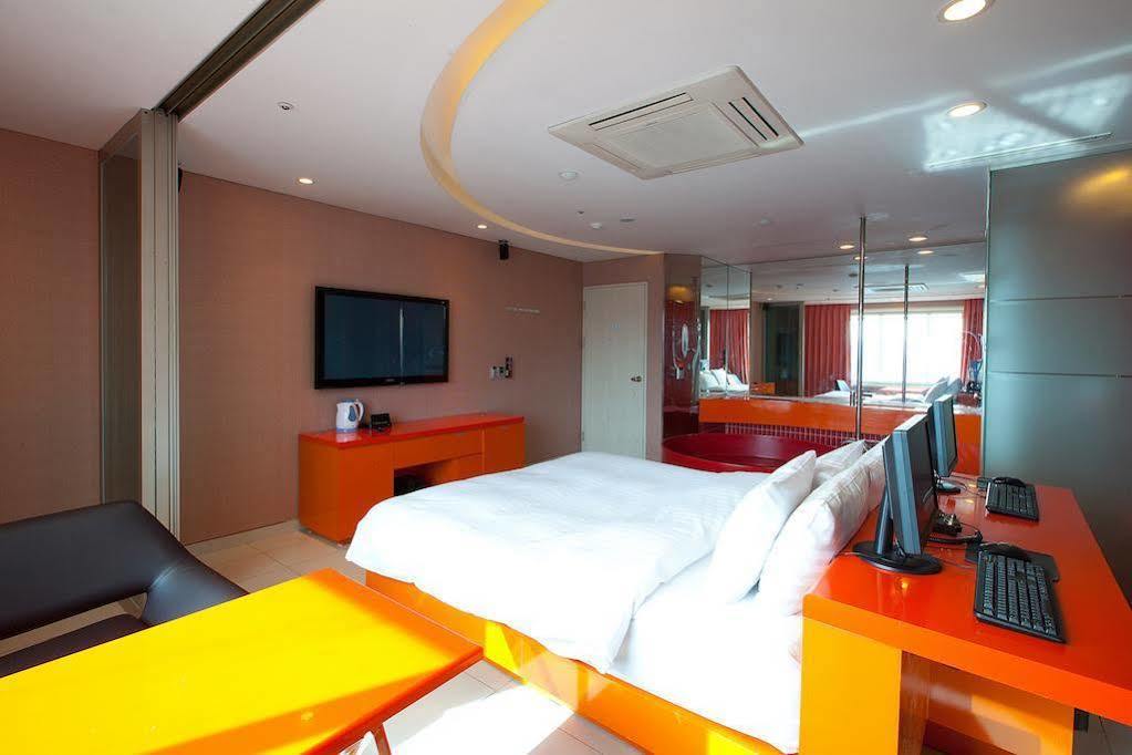 Yeongdeungpo Lifestyle F Hotel ソウル特別市 エクステリア 写真