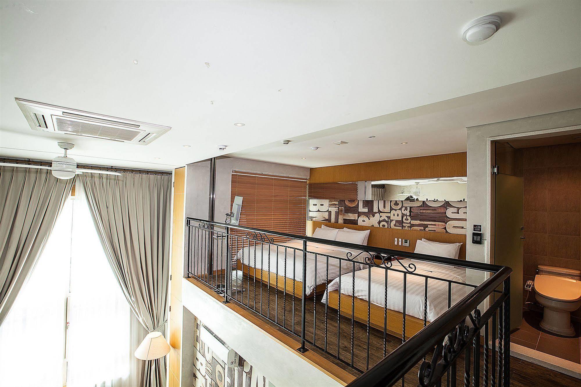 Yeongdeungpo Lifestyle F Hotel ソウル特別市 エクステリア 写真