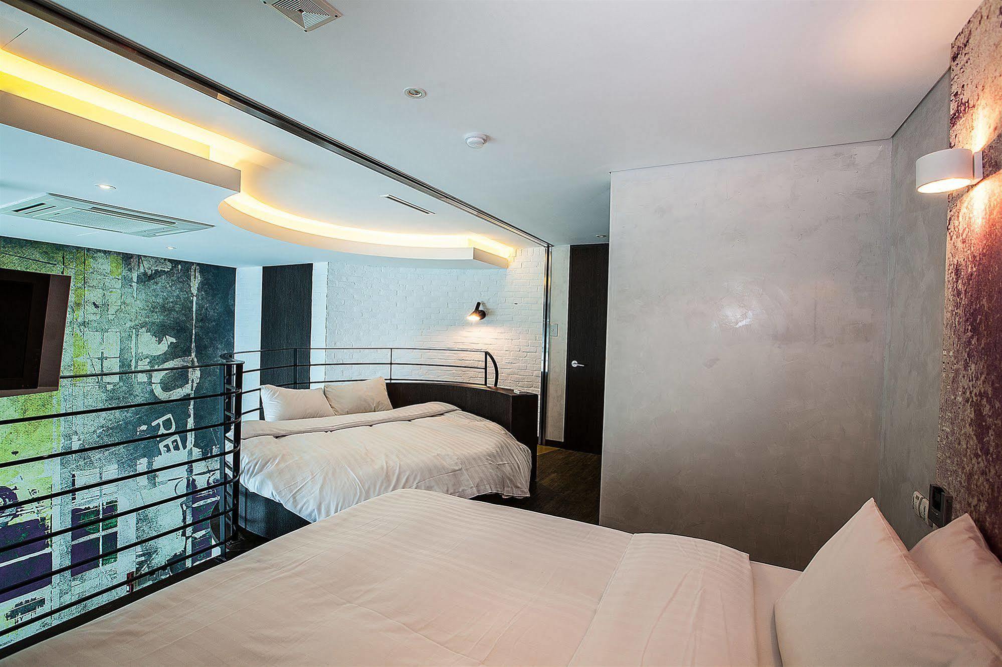 Yeongdeungpo Lifestyle F Hotel ソウル特別市 エクステリア 写真